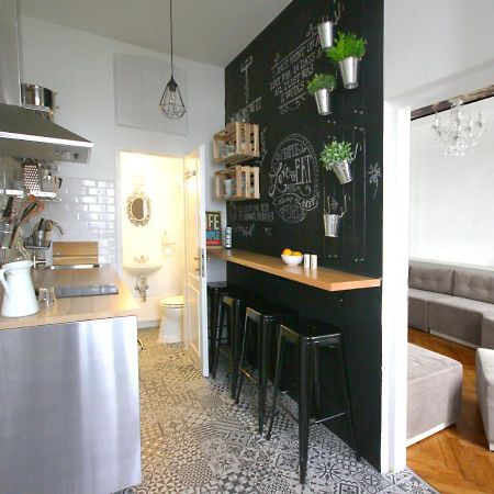 For The Bold, Chic And Open Minded Appartement Wenen Buitenkant foto
