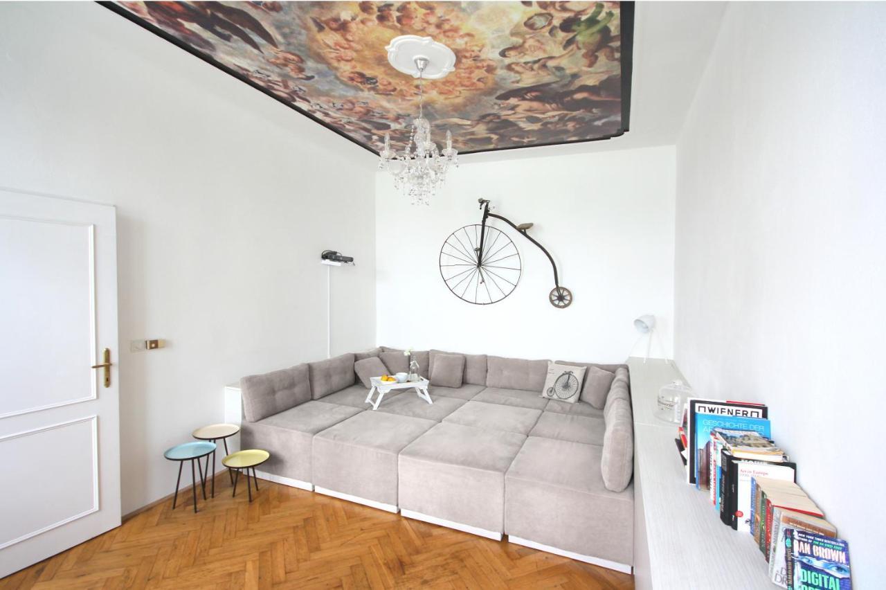 For The Bold, Chic And Open Minded Appartement Wenen Buitenkant foto