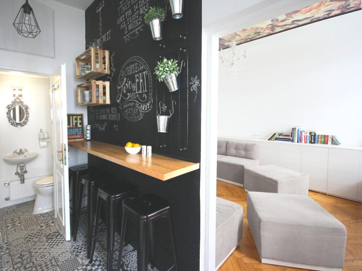 For The Bold, Chic And Open Minded Appartement Wenen Buitenkant foto